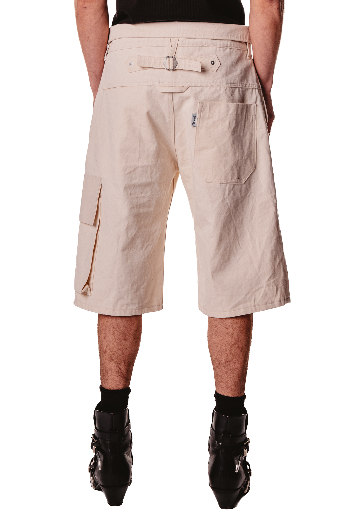 UNISEX COLLAR RAW SHORTS